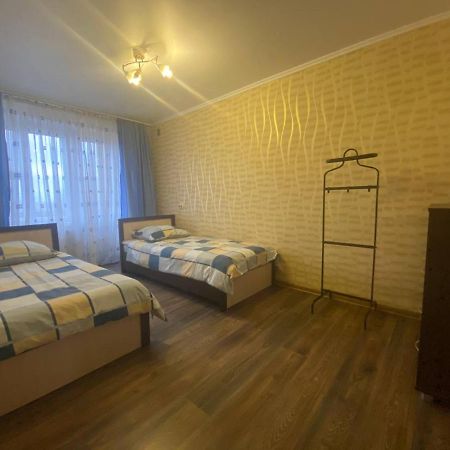 Apartment At Zhukova Street Baranavitsjy Eksteriør bilde